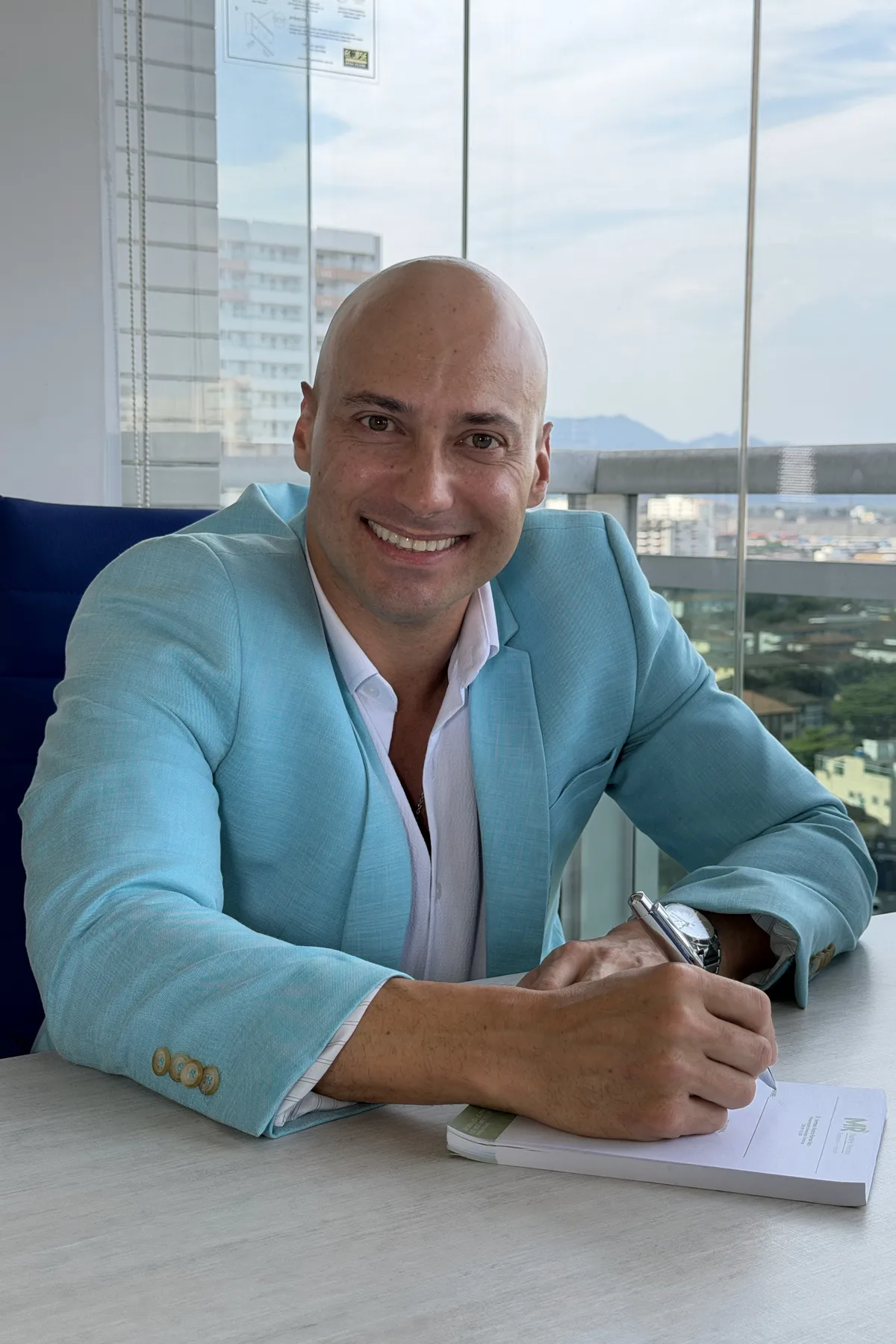 Dr. Germano Martins Ramos Neto, ginecologista e obstetra em Santos