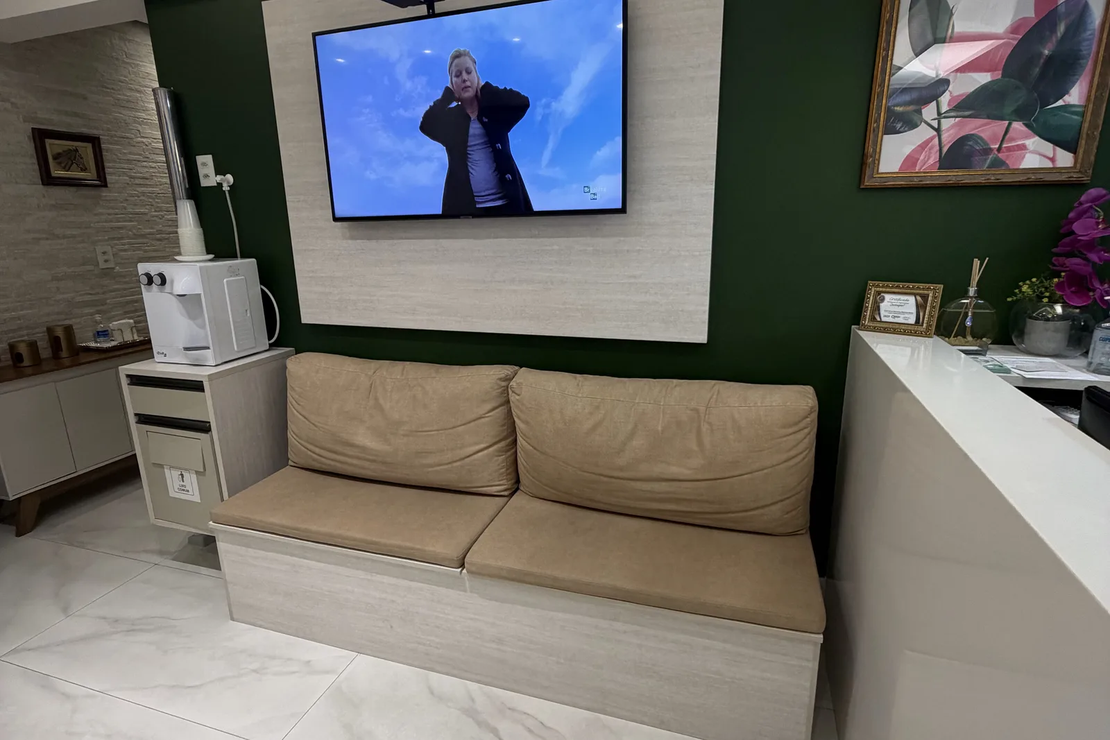 Sala de espera do consultório do Dr. Germano, em Santos